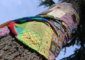 yarn bombing