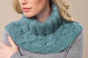 Iona_cowl